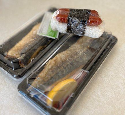 saba and musubi