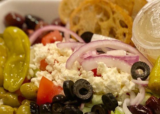 LOVE the Greek salad. Fabulous :)..