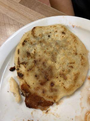 Una pupusa fea