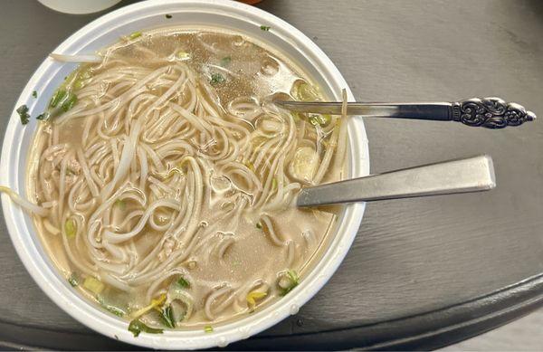 Pho Tai, Chin with rare beef and lean beef.