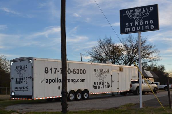 Apollo Strong Moving 48ft truck. Great for Long Distance Moves. Holds 3,000 cu ft.