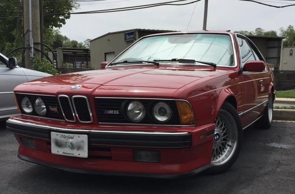 BMW M6 (E24) - great condition.