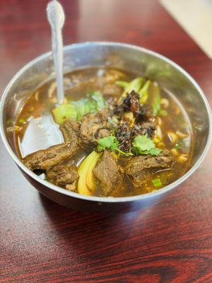 Sichuan beef noodle