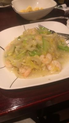 Shrimp chow mein