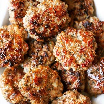 Black pepper & sage pork sausage