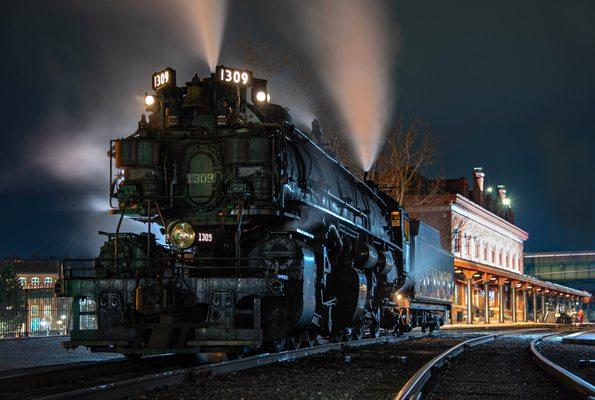 Maryland Thunder 1309 at Cumberland Station.