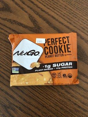 Hmm...I like the 10:1 protein to sugar ratio but these cookies are a bit hard to swallow and not smooth.  (3 stars)