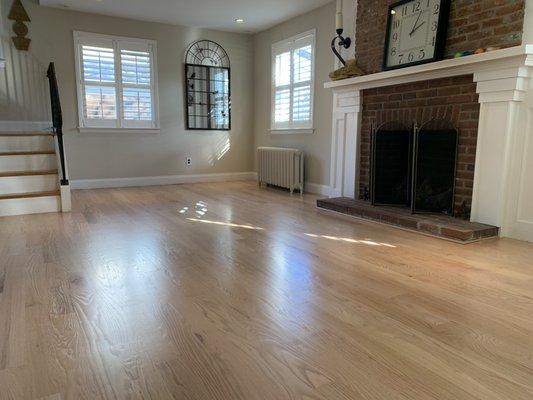 Light stain on red oak floor