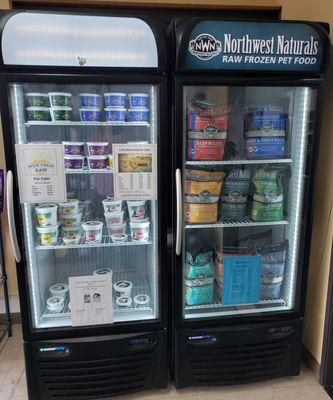 NW Naturals, Wild Coast and Lotus raw frozen foods for cats and dogs.