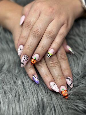 Halloween nails