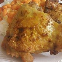 Pollo Frito, Arroz Blanco y Habichuelas Blancas