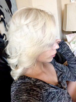 Linda transformed the awful yellow-y bleach blonde hair I had into this gorgeous icy-platinum. I can't thank her enough!