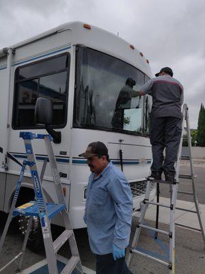 RV solutions to your windshield replacement.
Contact us now!