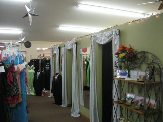 Bridesmaid gowns and prom dresses are also available at The Silhouette