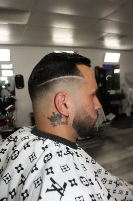 Design with Mid Fade and Beard Work