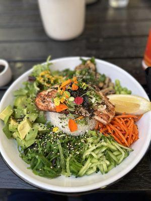 Grilled Salmon Bowl (entree)