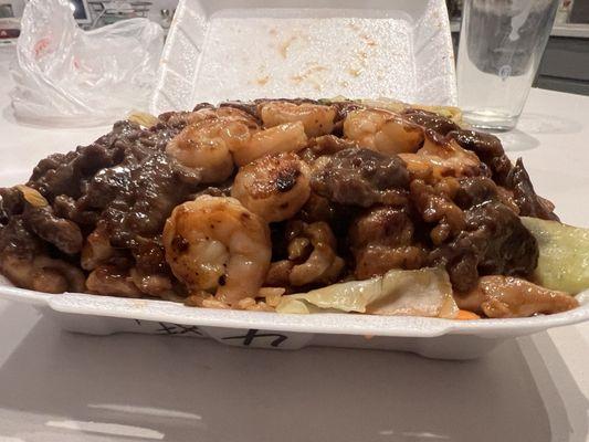 4. Chicken, Beef, and Shrimp Teriyaki Combo -- so much food I could hardly close my box