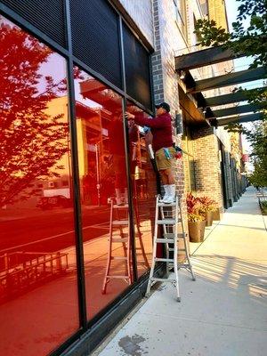 1ST STORY COMMERCIAL WINDOW CLEANING