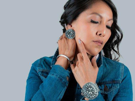 Native American Jewelry Shop run by artists