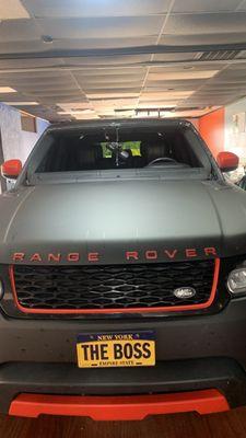 Range rover windshield installation