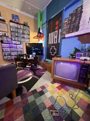 Retroscape-Video Game Lounge