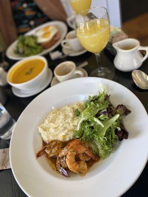 Shrimp & Grits (brunch serving)