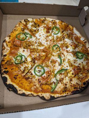 Spicy paneer pizza