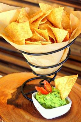 CHIPS & GUACAMOLE