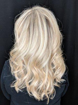 Beautiful girl with Balayage!! Love this technique on the right level of hair!