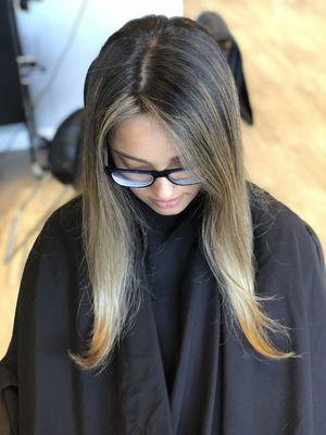 Face framing highlights and balayage