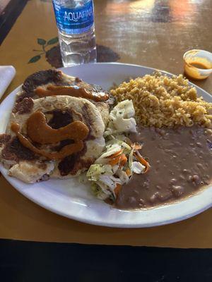 Pupusa meal!