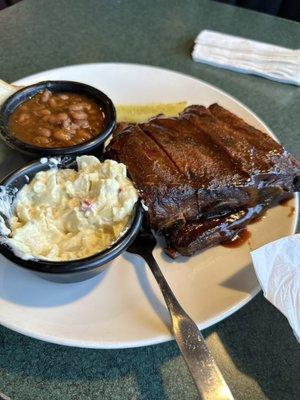 This is the 1/2 rack with smokey beans and coleslaw!