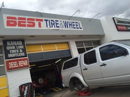 Best Tire & Wheel