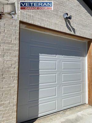 New door and opener install
Size 10'x9'
25G
White color 
Long Panel
Insulated
Trim

Opener - Liftmaster
87504 10' Belt Drive