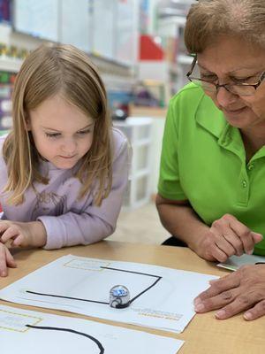 Learn fundamental coding skill from teaching ozobot recognize color.