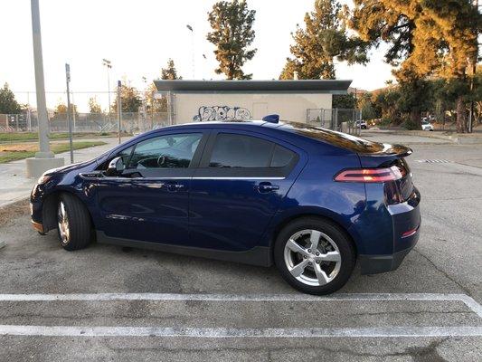 Limo black in the back, ceramic blue lightest shade in the front