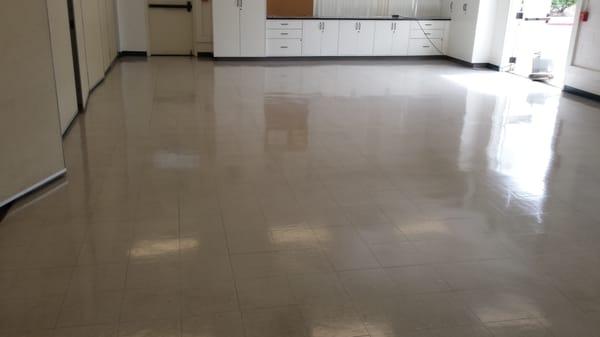 VCT tile stripped & sealed