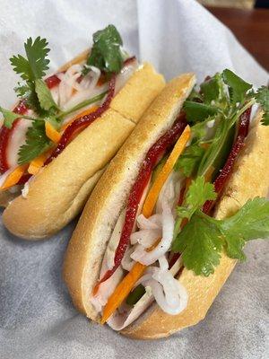 S1. Red Pork and Vietnamese Ham Sandwich (Banh Mi)