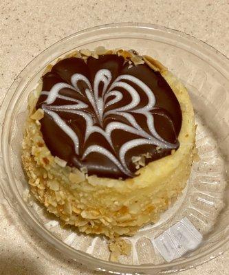 Original recipe Boston cream pie (to-go)