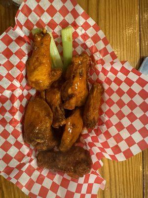 Buffalo wings w/ranch dry rub