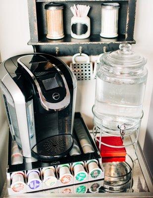 We offer complimentary coffee, tea, water, soda, beer, & wine to our clients.