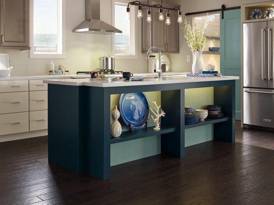 Diamond Cabinet Inspiration. Style: Wells. Material: Maple. Colors: Seaside/Egret/Maritime.