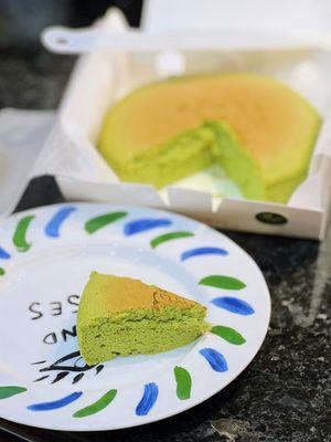 Matcha cheesecake