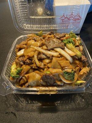 Beef chow fun