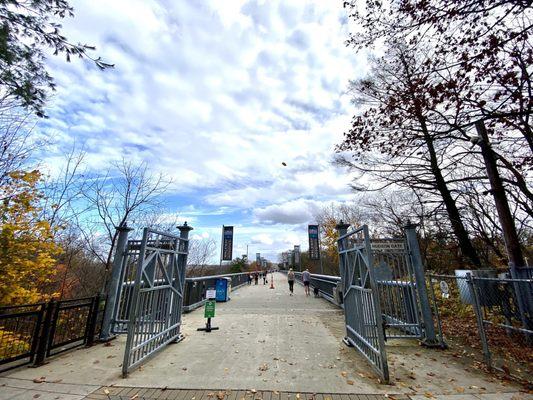 Entrance to the walkway in Highland, NY