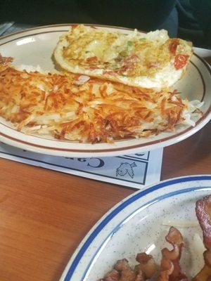 Egg white omelet n hashbrowns