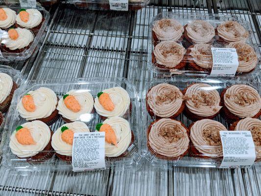 Mini Carrot + Snickerdoodle Cakes