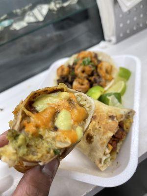 Burrito Al pastor + chalupa