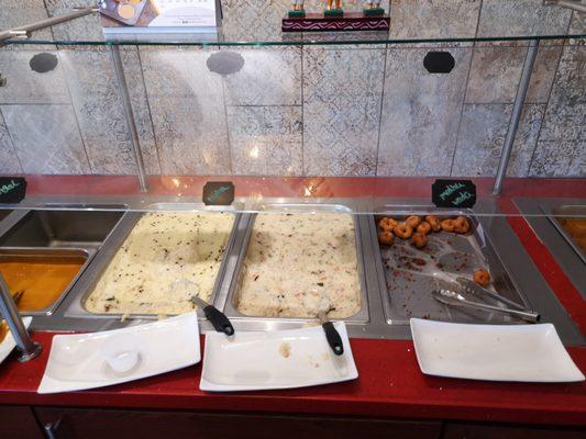 pongal (rice) , upma ( semolina) , medu vada (lentil fritters)