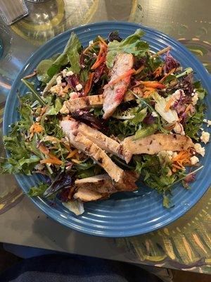 Beet and goat cheese salad with added grilled chicken